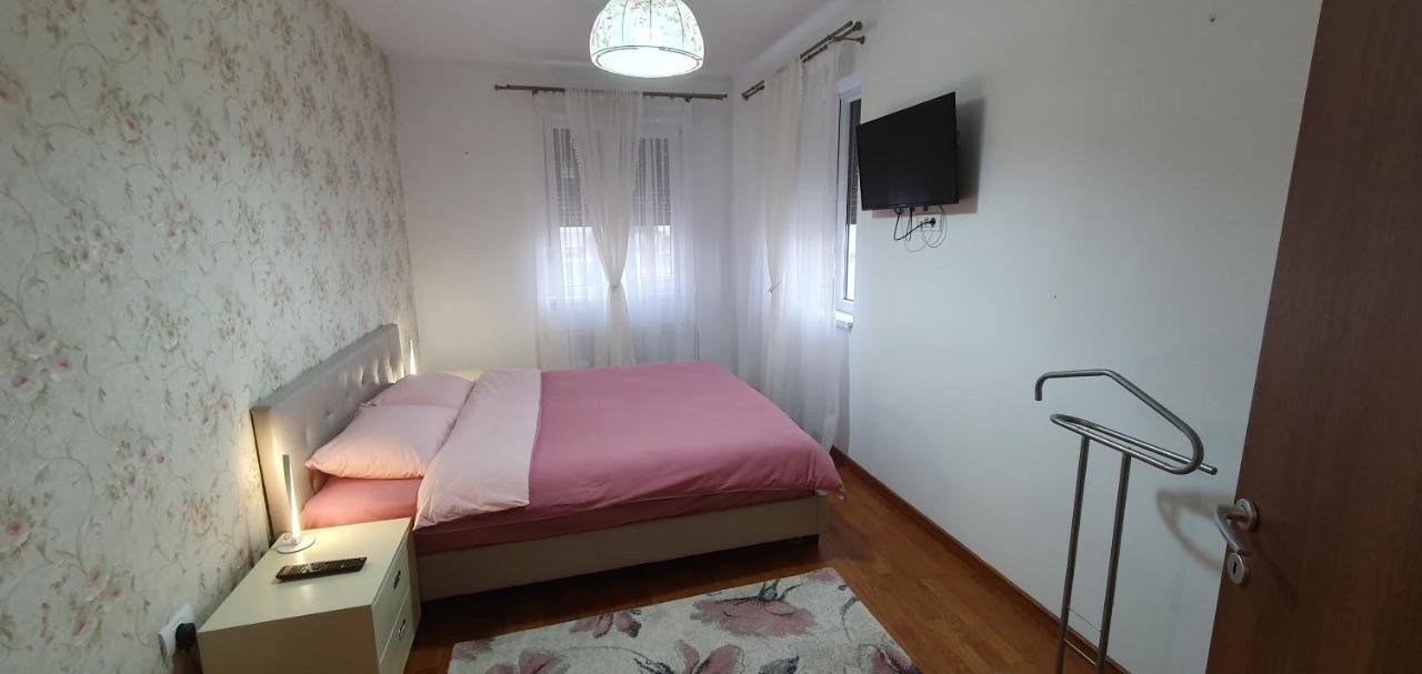 John'S Apartment Alba Iulia Zewnętrze zdjęcie